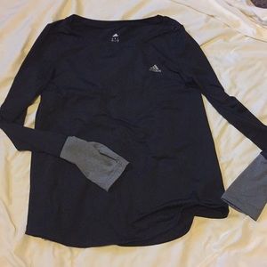 Adidas women's long sleeve athletic tee size med.